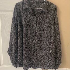 Ann Taylor Monochrome Zigzag Blouse